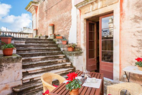 La terrazza sulla Chiesa di San Francesco d'Assisi Castellana Grotte